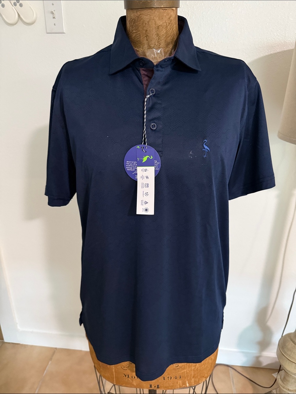 NWT Men's Navy Tailorbyrd Polo Shirt with Subtle Flamingo Logo Size M